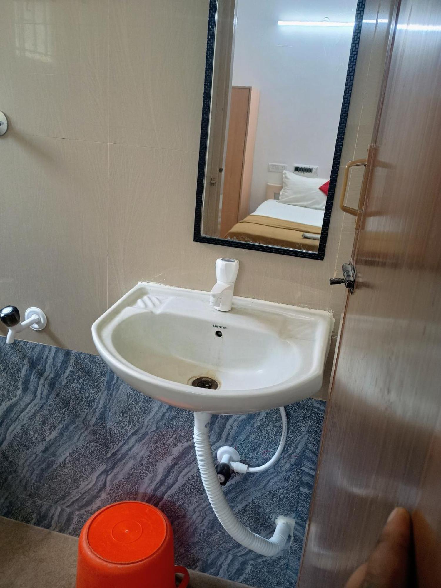 Aparthotel Arunai Grand - Sollinganallur *